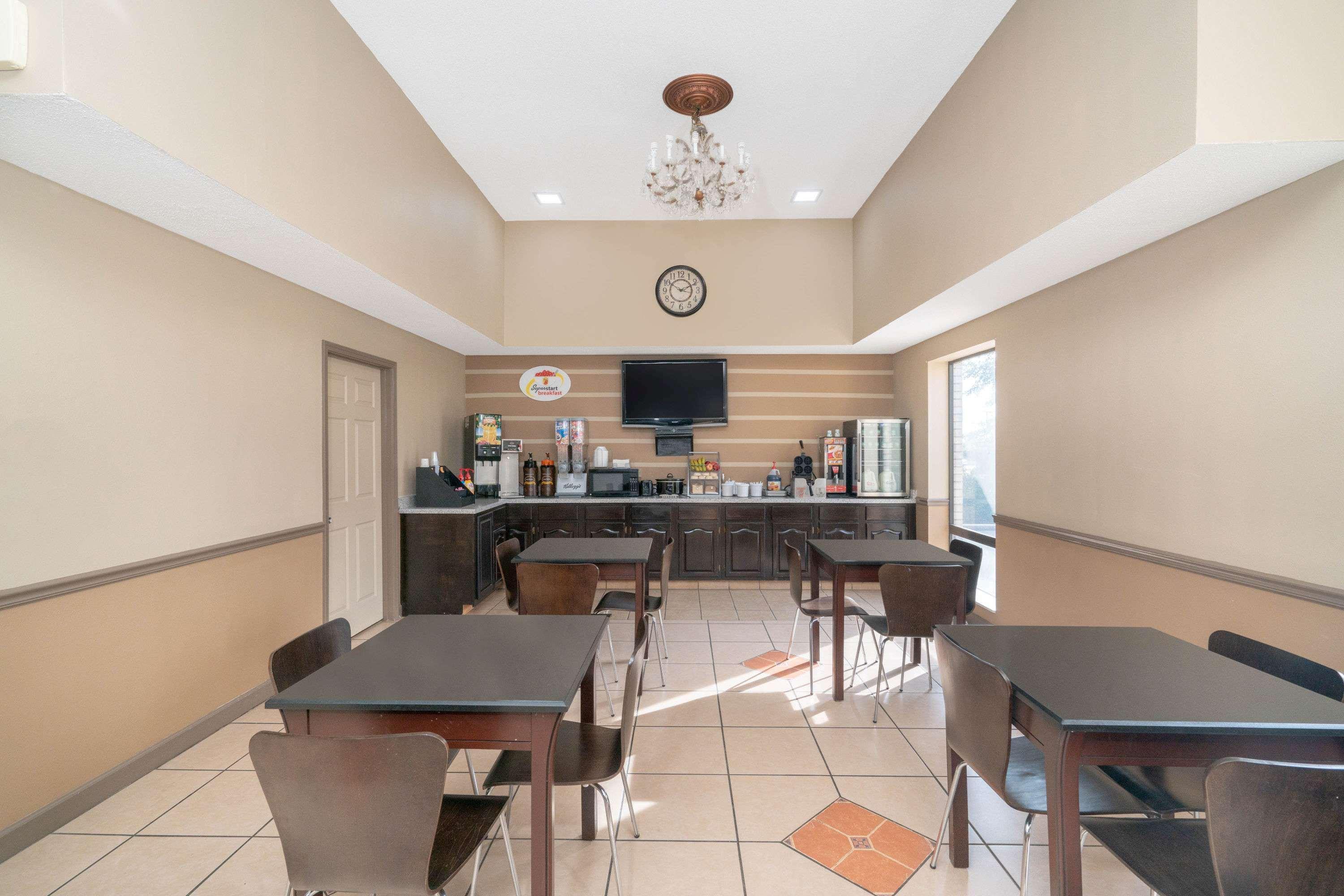 Super 8 By Wyndham North Little Rock/Mccain Motel Luaran gambar